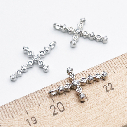 Подвеска Крест, цвет серебро (родий), фианиты, размер 23*13 мм, цена за 1 шт