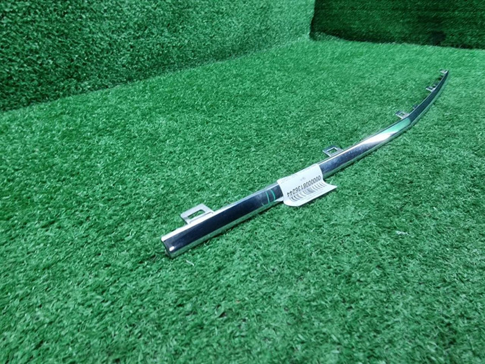 Молдинг перед. бампера Mercedes GLE V167 18-24 AMG