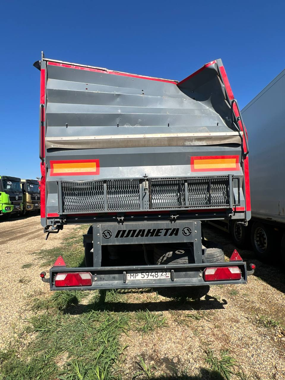 Планета 5529* Полуприцеп зерновоз 552940