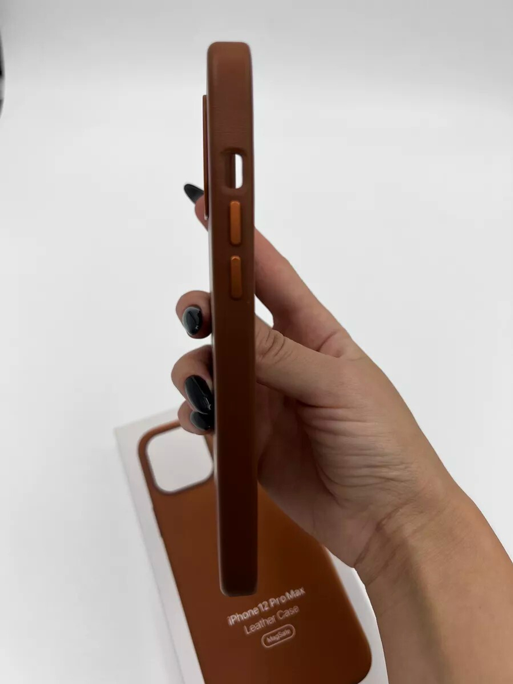 Кожаный чехол Leather Case iPhone 12 Pro Max, Saddle Brown Светло-Коричневый