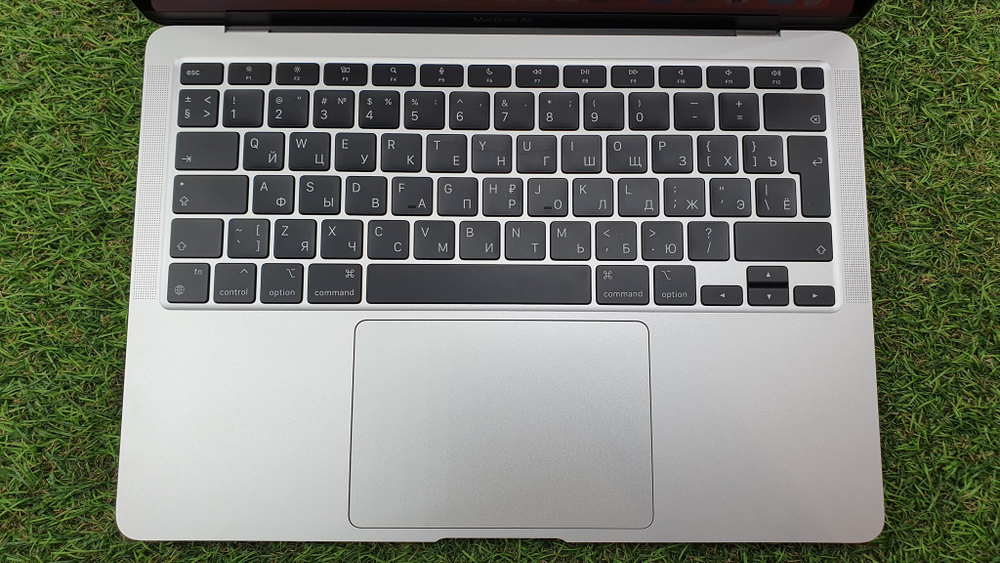MacBook Air 13.3" 2020 M1  20 циклов
