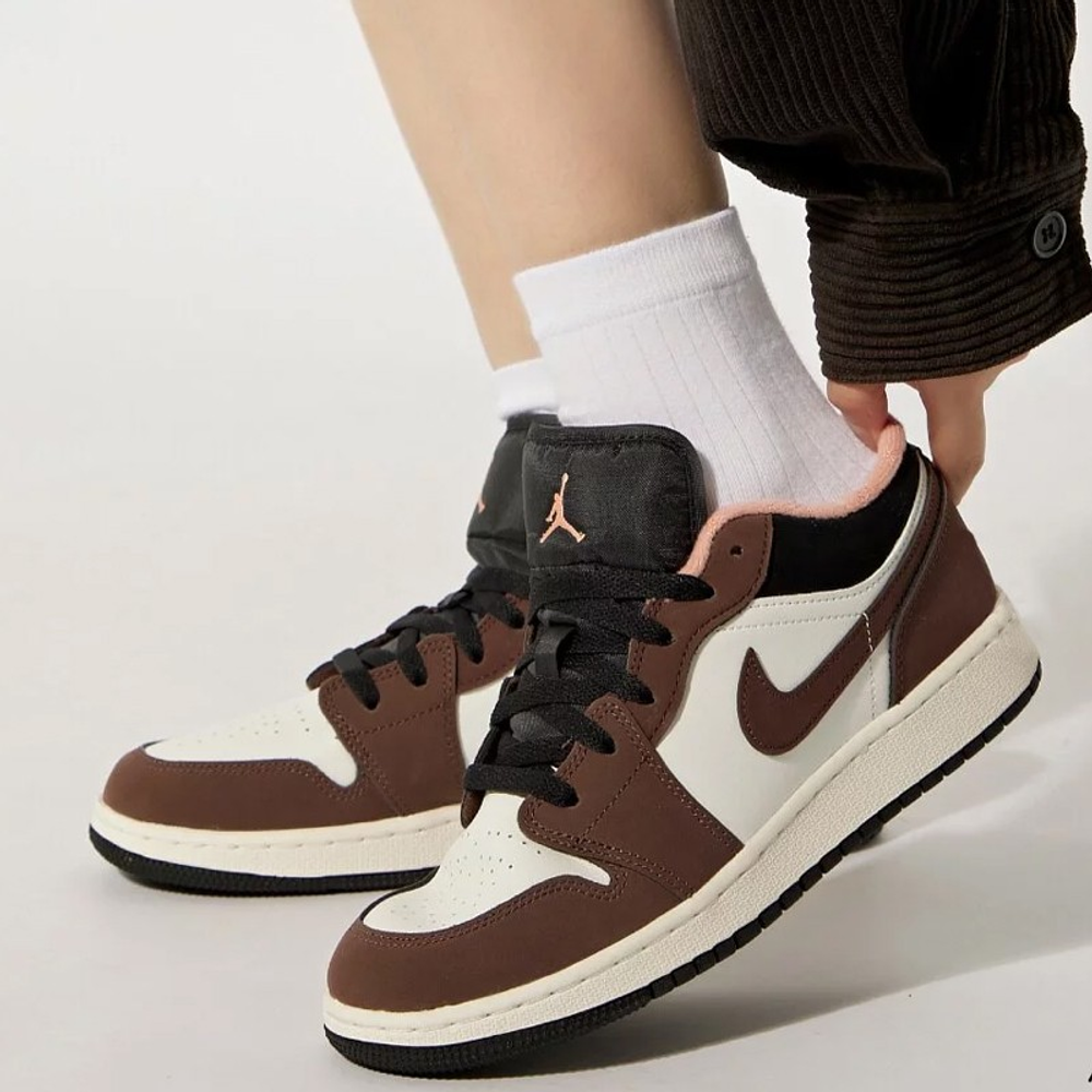Jordan 1 Low 'Mocha' GS