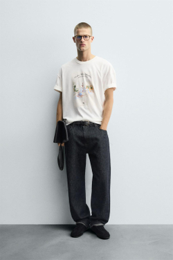 ZARA ФУТБОЛКА С ПРИНТОМ И ВЫШИВКОЙ, БЕЛЫЙ