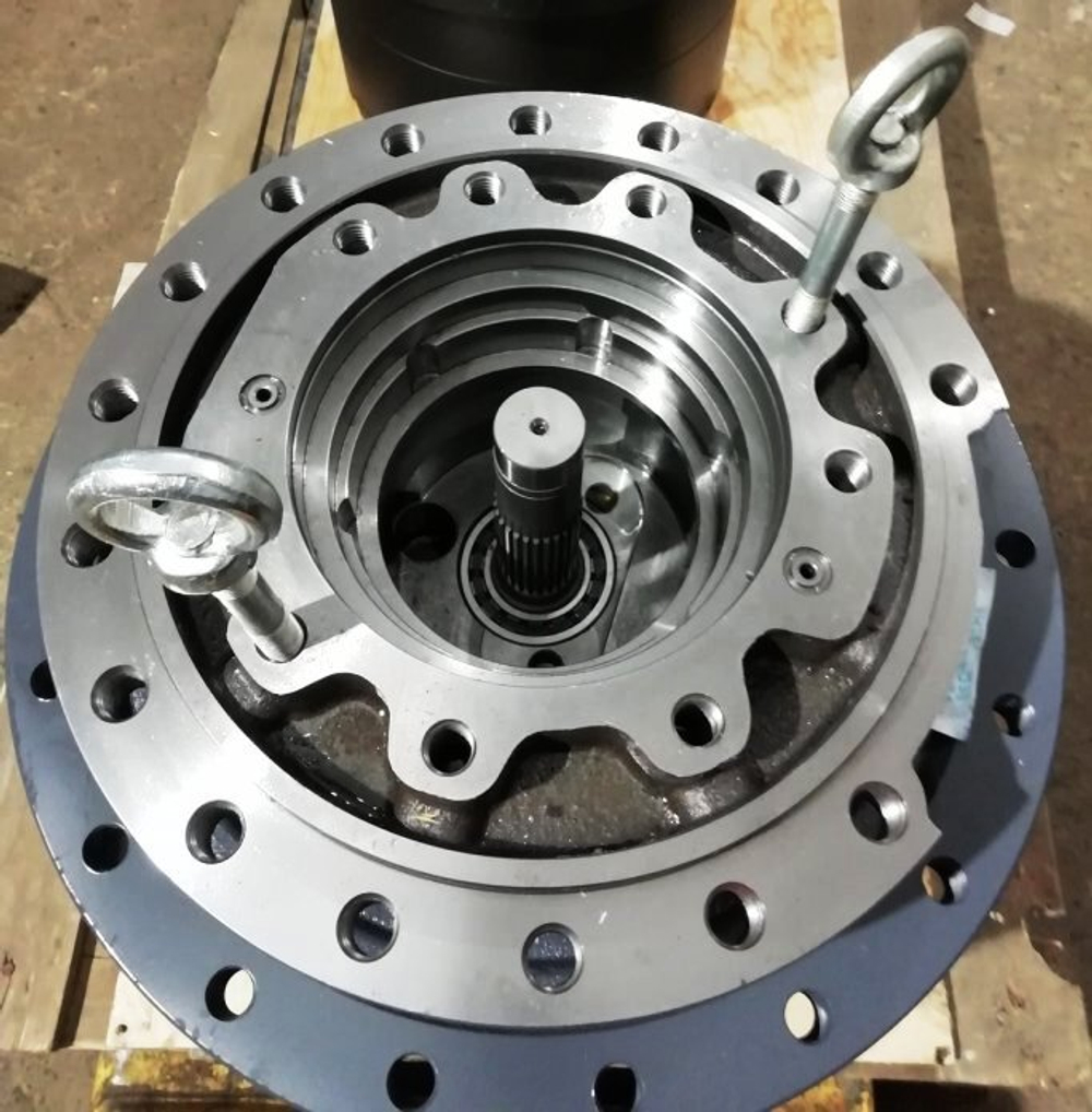 редуктор хода Hitachi ZX 240-3 без мотора