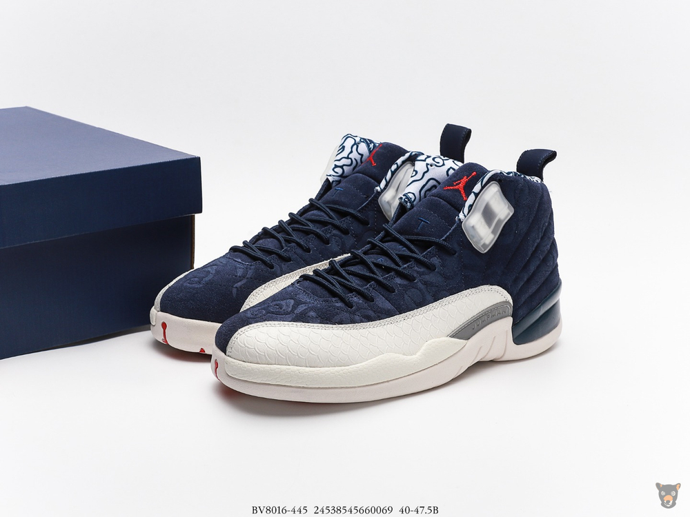 Кроссовки Nike Air Jordan 12 "International Flight"