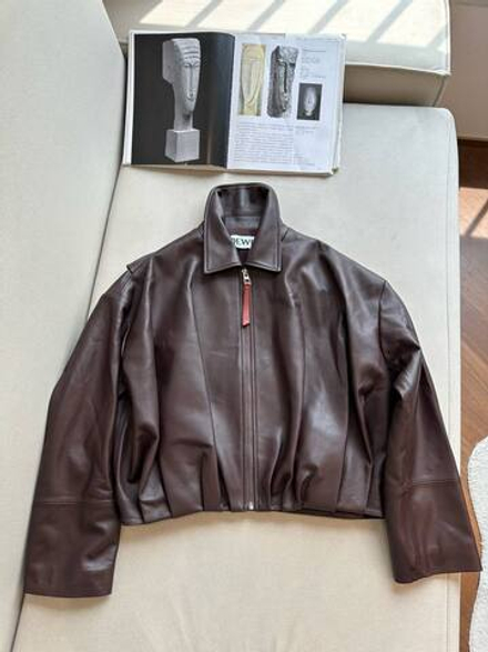 Кожаная куртка Loewe