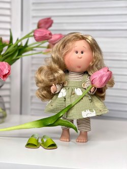 Кукла Nines виниловая 30см MIA (3432K)