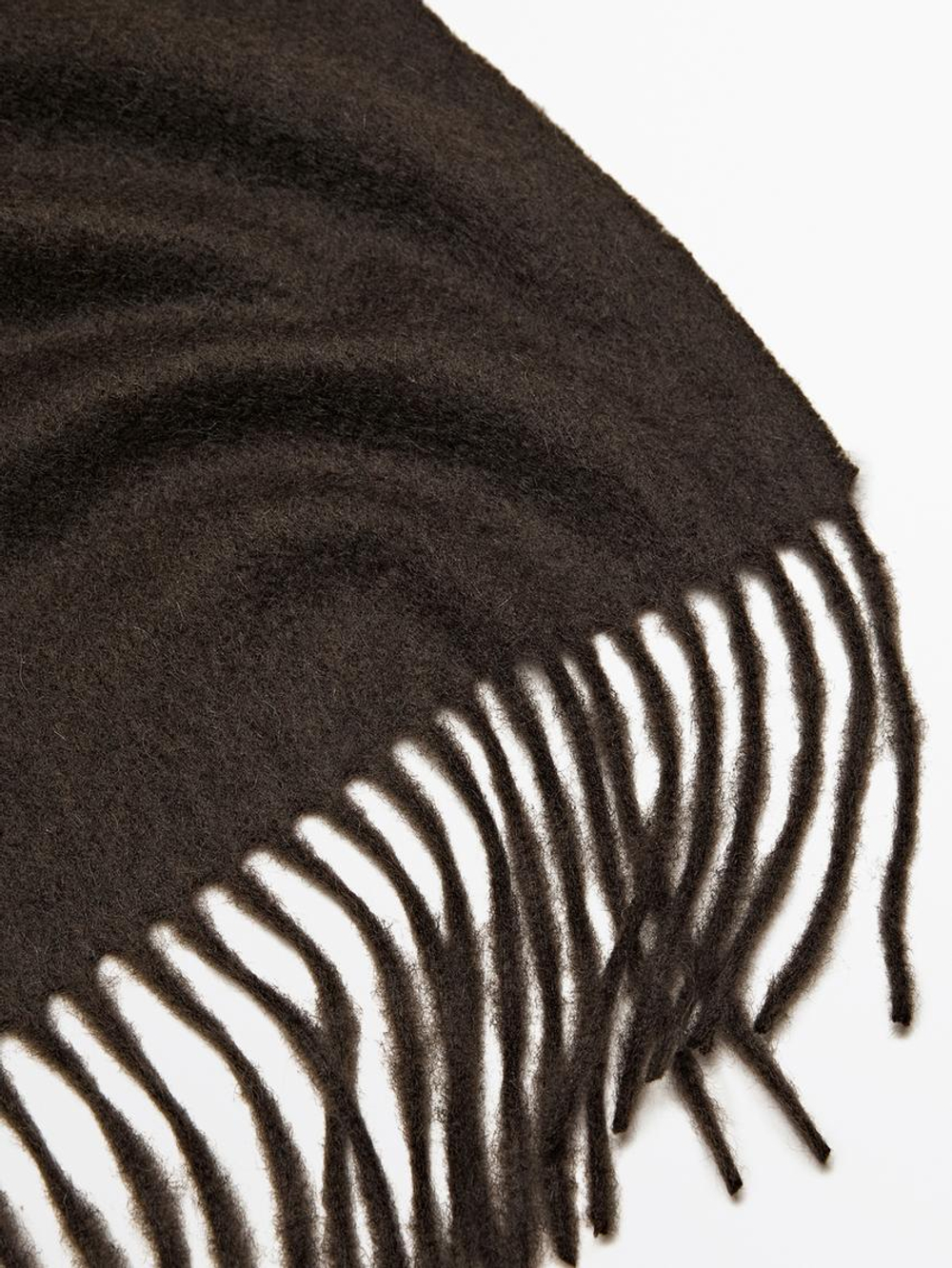 Massimo Dutti Шарф из смесовой шерсти с бахромой, коричневый