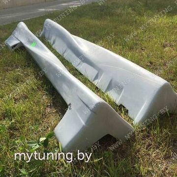 Накладки на пороги ST для Mitsubishi Eclipse D30