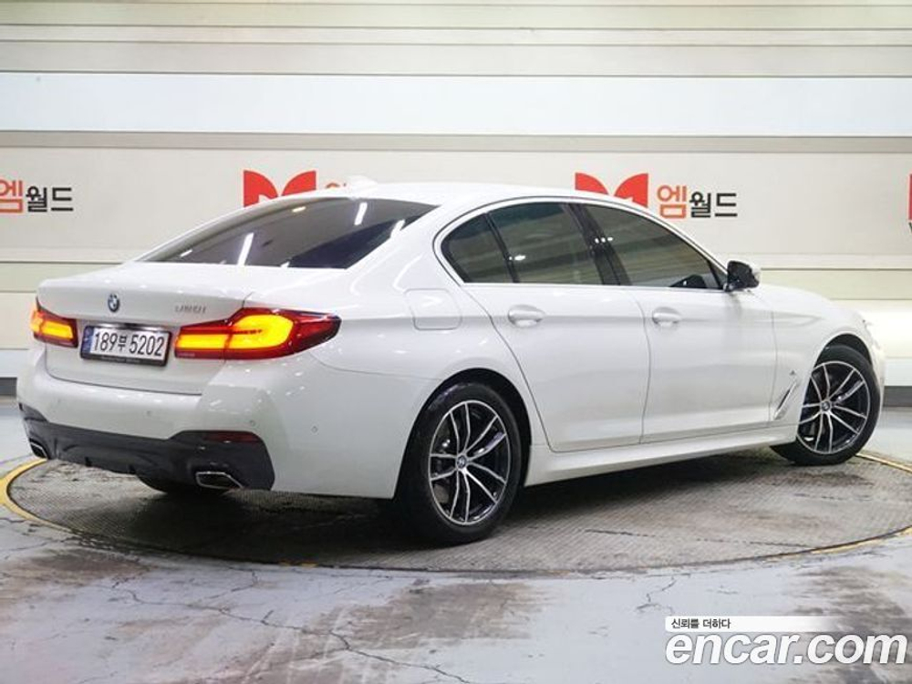 BMW 5 Series (G30) 520i M Sports (10.2022)