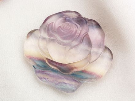Подвеска Роза 34мм, из флюорита (в ассортименте)