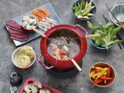 STAUB Набор для фондю 18 см красный