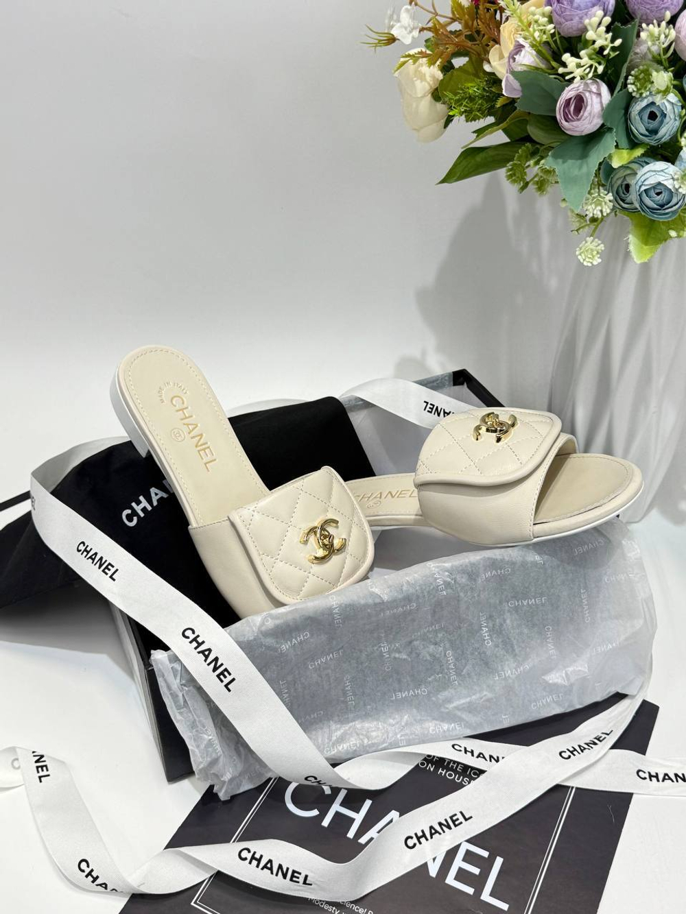 Шлепанцы CHANEL