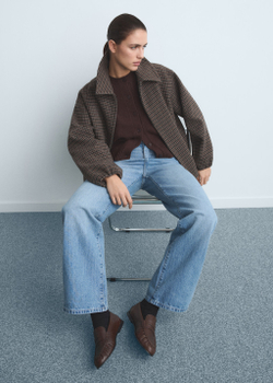 Прямые джинсы с завышенной талией