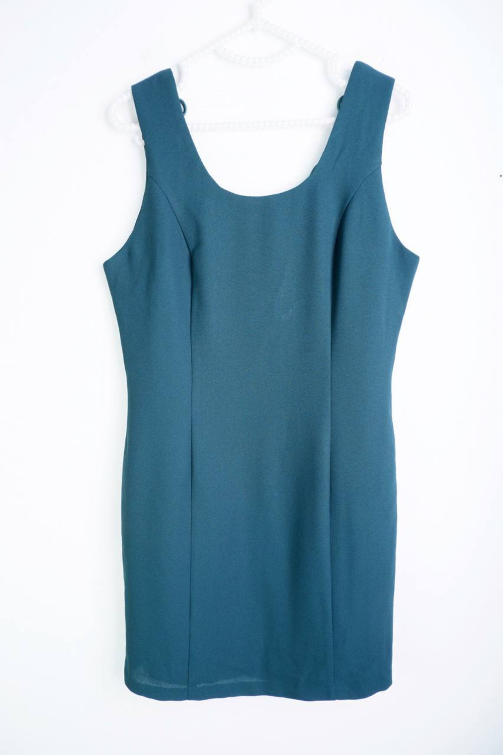 Платье Naomi обтягивающее, маркировка М, визуально на 46 размер