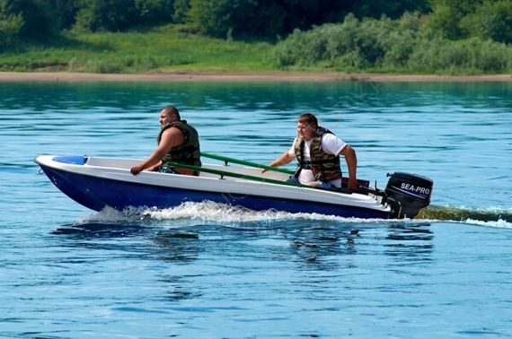 Лодка стеклопластиковая WYATBOAT Пингвин