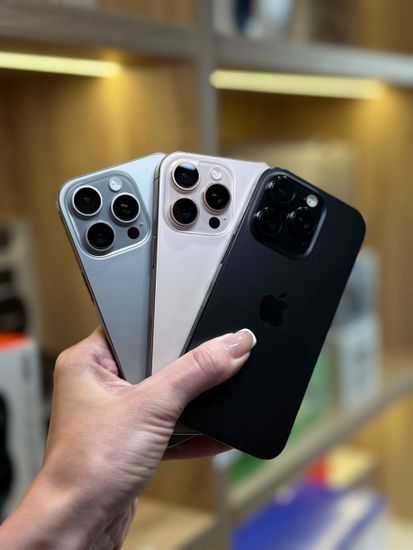 Apple iPhone 16 Pro Max 256Gb БУ Серый