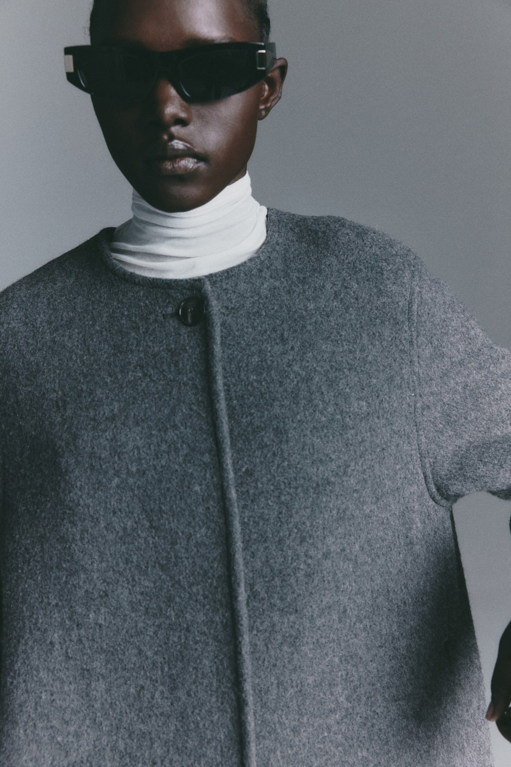 H&M Пальто из смесовой шерсти с воротником-шарфом, темно-серый