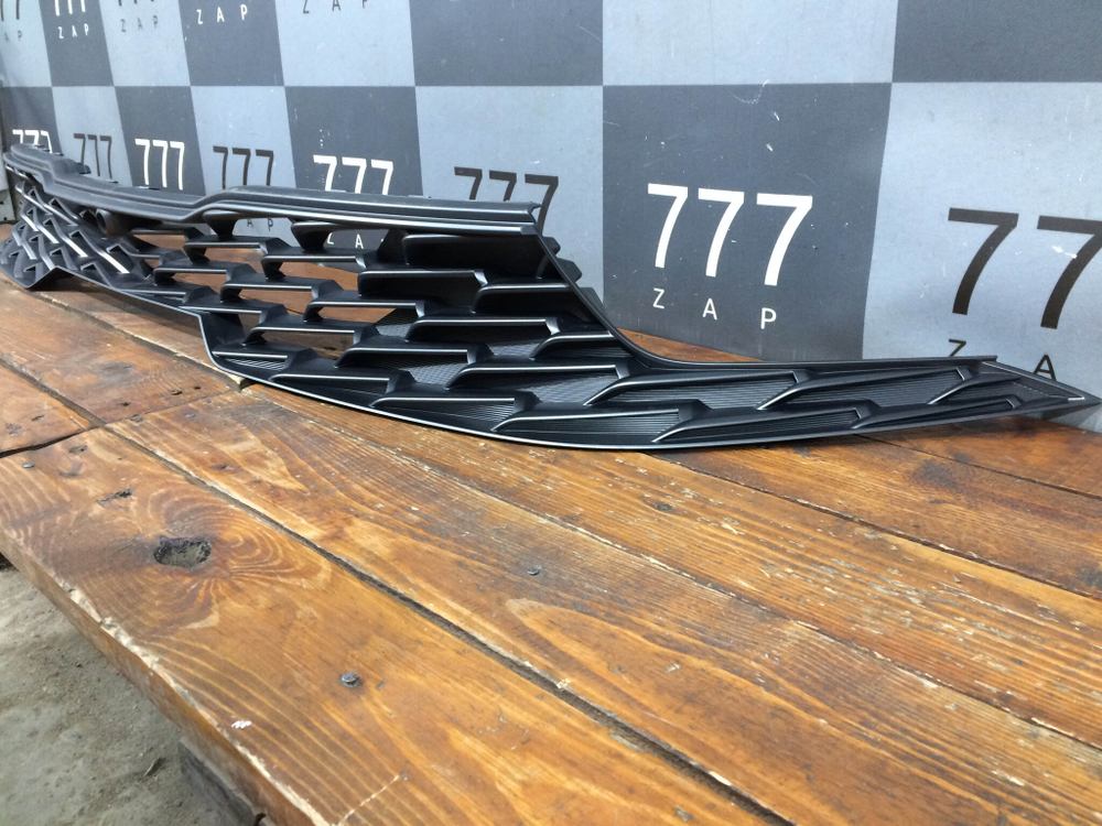 Решетка радиатора Kia K5 20-нв Б/У Оригинал 86350L2310