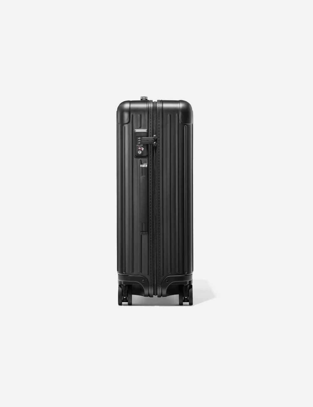 Чемодан Rimowa Essential Check-In M "Matte Black"