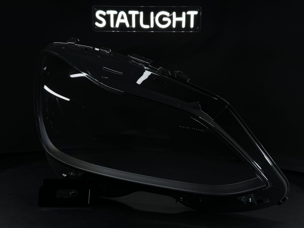 Правое стекло фары Mercedes W212 2014-2016