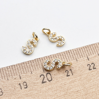 Подвеска Буква S, позолота, фианиты, размер 9*56 мм, цена за 1 шт