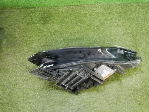 Фара левая Land-Rover Discovery Sport (2014-2019) ксенон