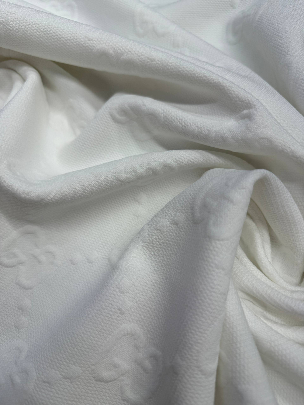 Трикотаж п/э Gucci белый с лого