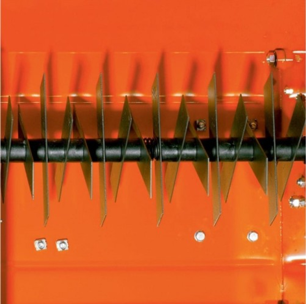 Скарификатор бензиновый EFCO SCA 38 R с травосборником 1800792 + 68212000