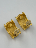 Клипсы с чёрными кабошонами