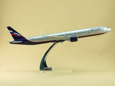 Модель самолета Boeing 777-300ER (М1:144, Аэрофлот, RA-73697, А.Пушкин)