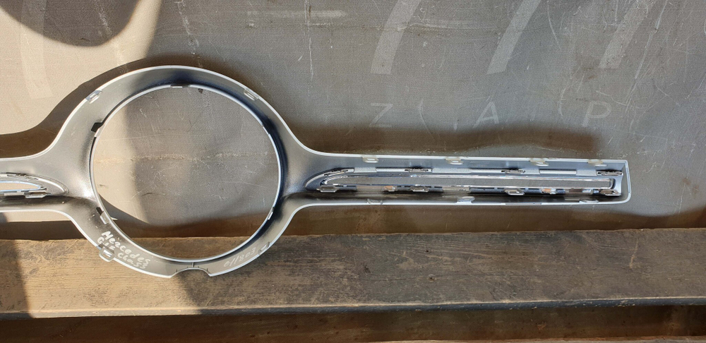 Решетка радиатора Mercedes GLE (V167) AMG  Б/У Оригинал a1678886200