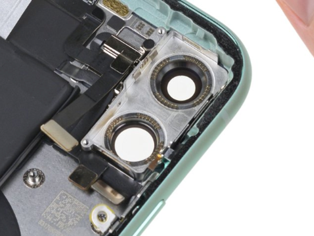 Замена кнопки включения на iPhone 11