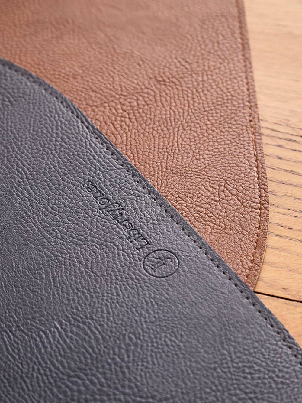 Набор из 4-х двухсторонних сервировочных салфеток Pool, 30х45 см, синий/коричневый