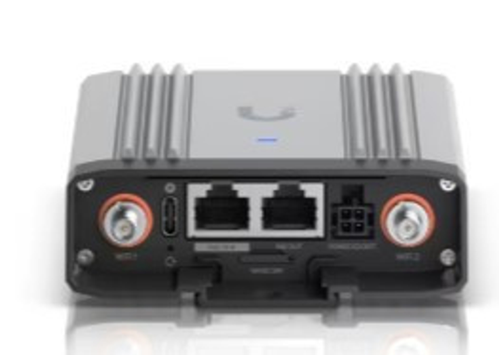 Маршрутизатор Ubiquiti UMR-Industrial