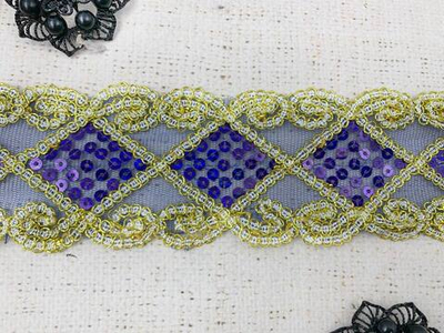 Тесьма пайетки на сетке, ш. 5,8 см, золото с электриком