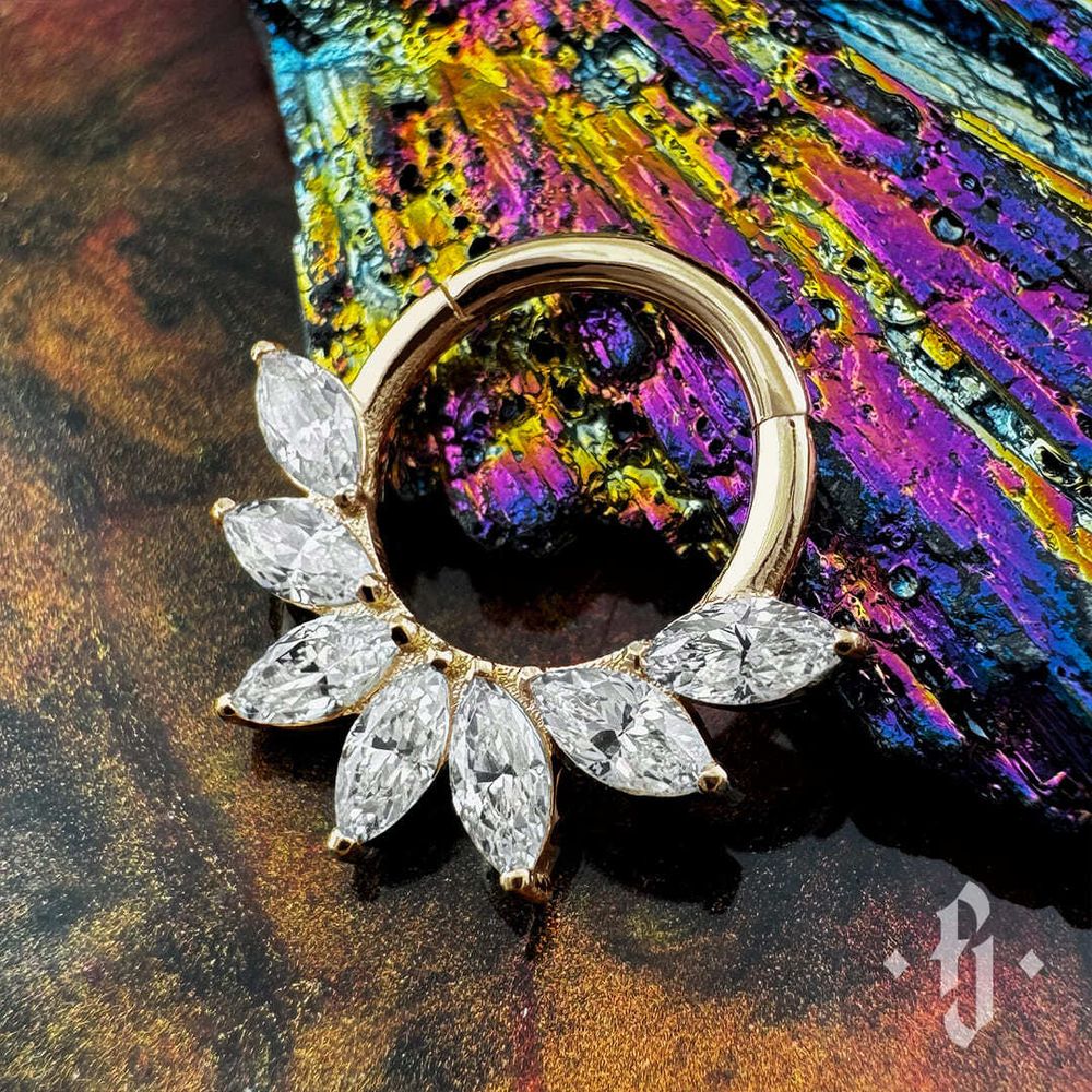 Кликер &quot;Marquise&quot; - Желтое золото - White CZ