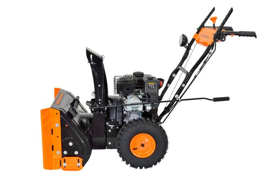 Бензиновый снегоуборщик "CARVER" STG 7056EL