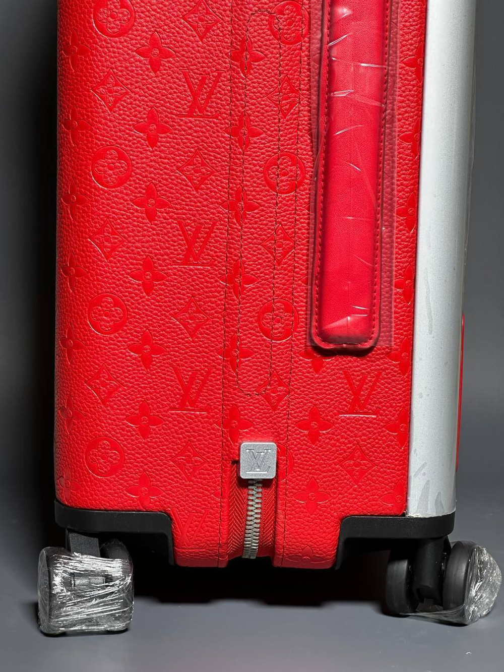 Чемодан Louis Vuitton