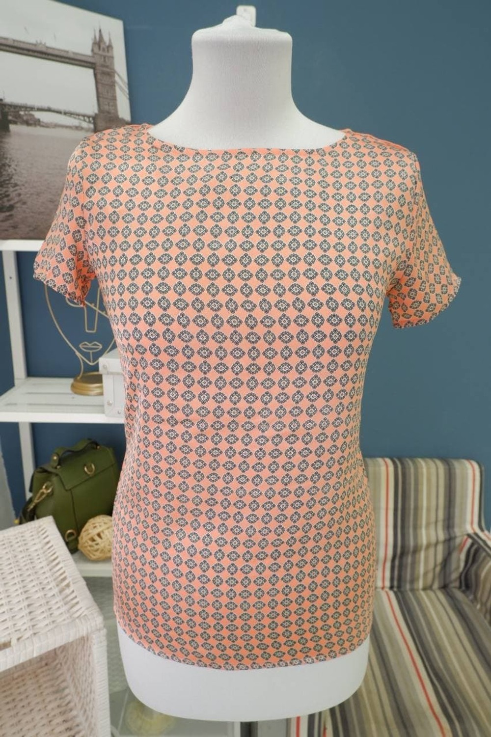 Футболка с принтом 40 размер