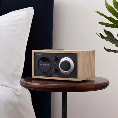 Радиоприемник Tivoli Audio Model One+ Oak / Black