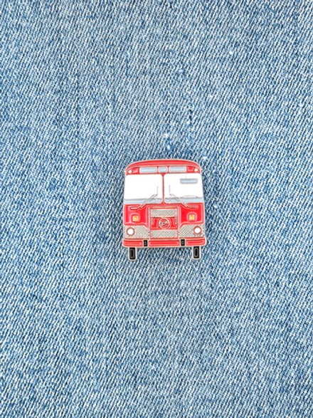 Значок автобус Лиаз 677 красный