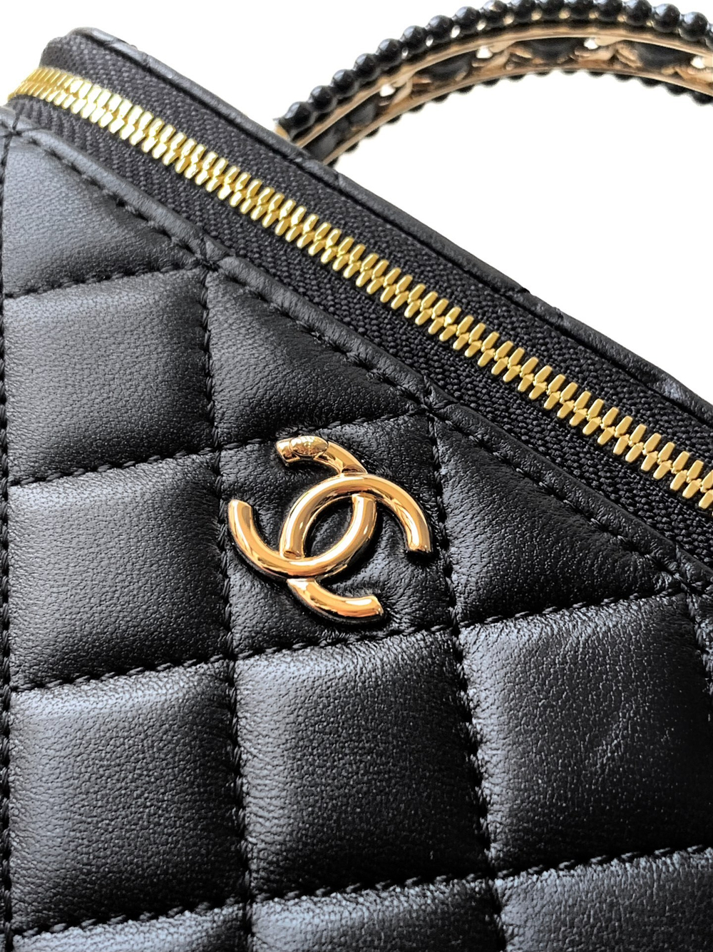 Chanel Bag 19 cm