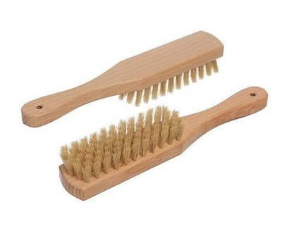 Щетка для одежды и обуви с ручкой 24см дерево, нат.светлая щетина, 80 пучков, Yozhik