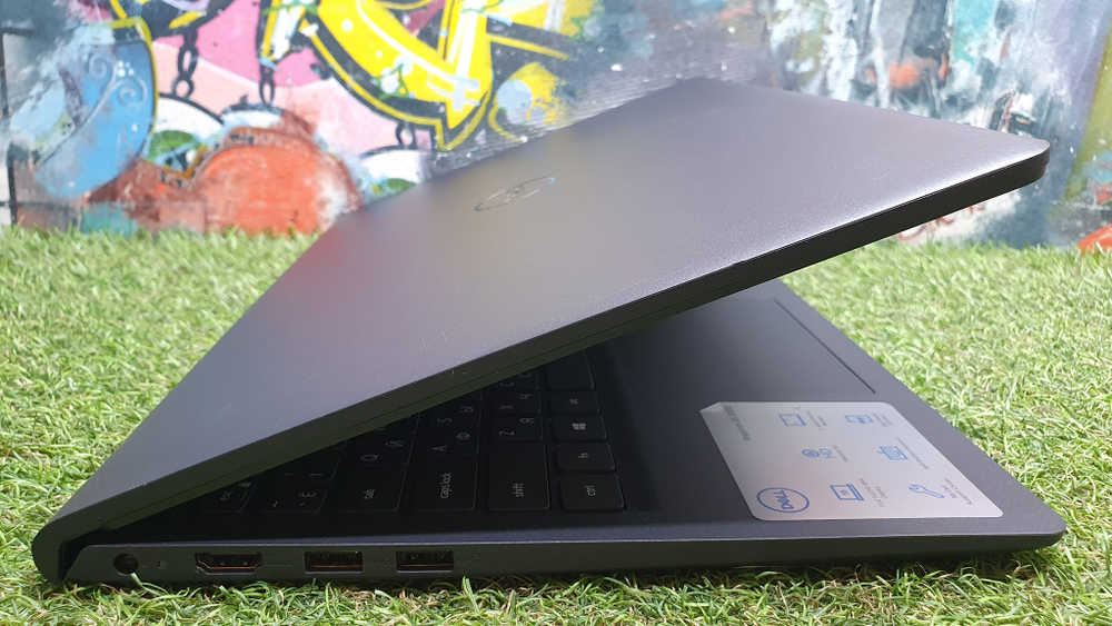 Ноутбук Dell i5-11/8Gb/FHD/Inspiron 3511 P112F001/Windows 11