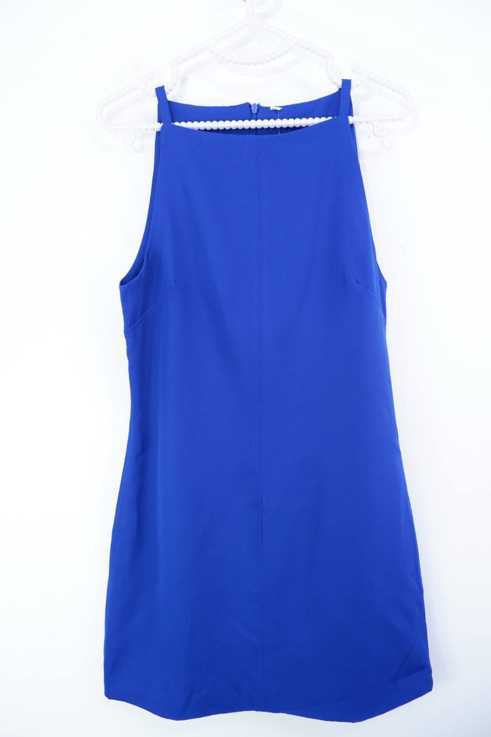 Платье сдержанного дизайна, для любого повода 42 размер