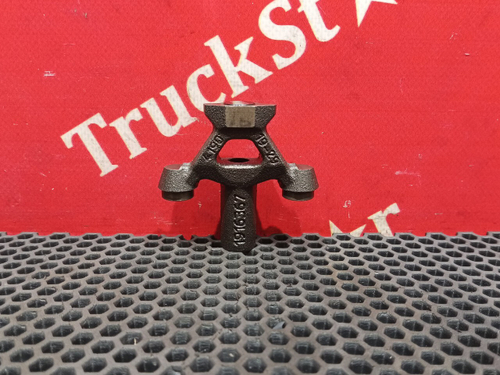 Коромысло клапана