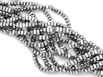 Нить гематитовых бусин, треугольники 4,5мм