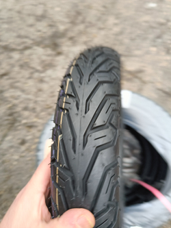 Бескамерная покрышка U-Grip , 80/90-14