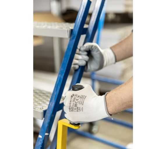 Перчатки рабочие с нитриловым покрытием GLAN Högert, арт. HT5K754